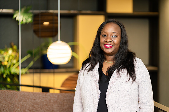 Adeola-07198